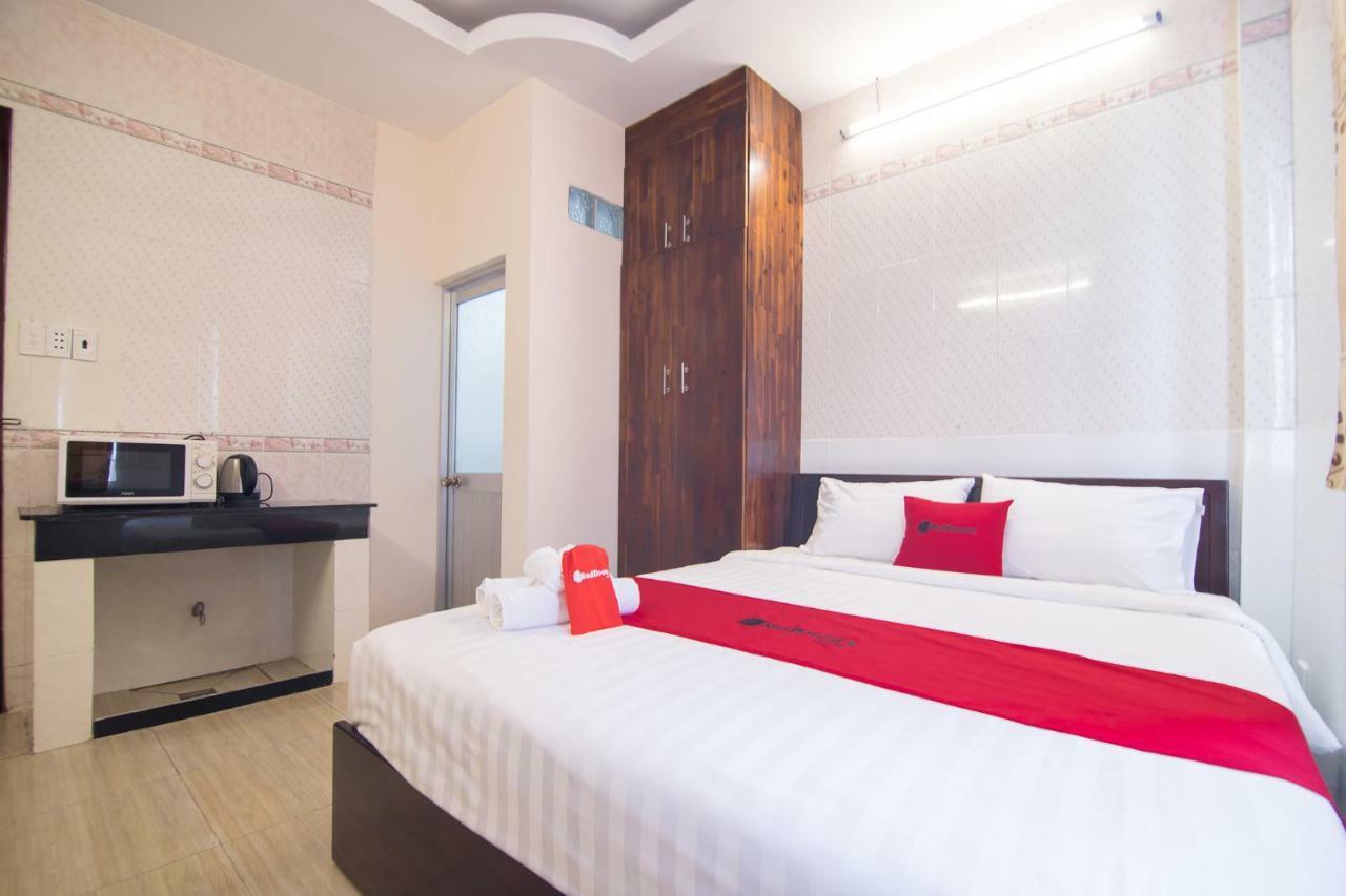 Hotel Reddoorz Near Khu Che Xuat Tan Thuan 2 Ho-Chi-Minh-Stadt Exterior foto