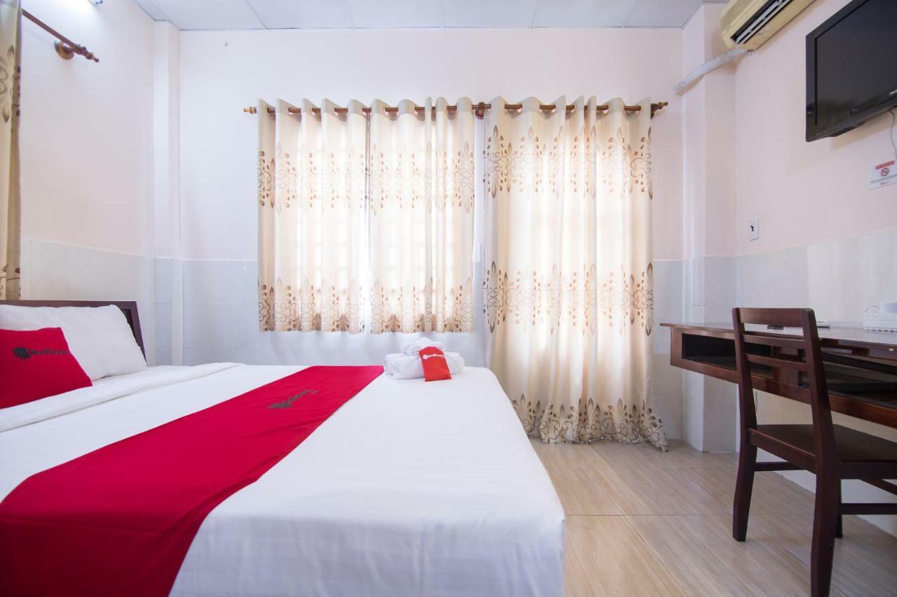 Hotel Reddoorz Near Khu Che Xuat Tan Thuan 2 Ho-Chi-Minh-Stadt Exterior foto
