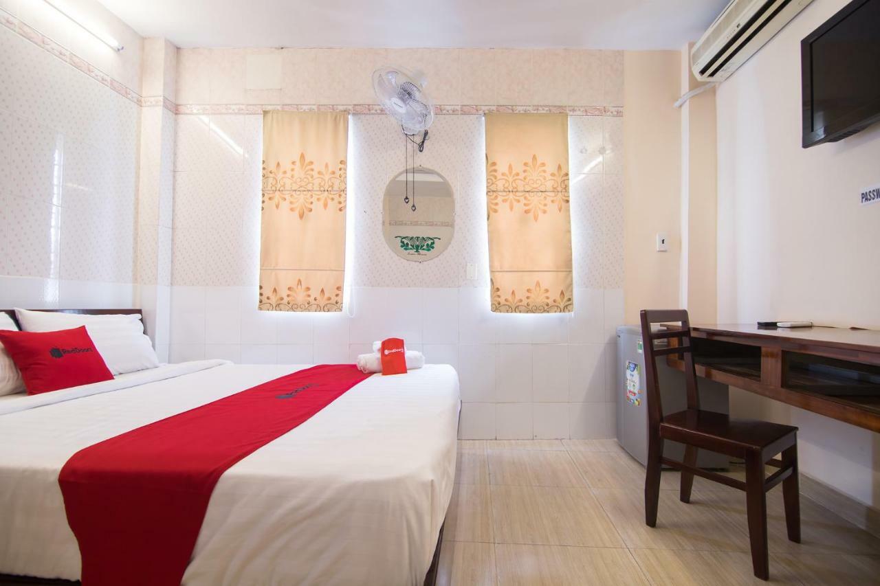 Hotel Reddoorz Near Khu Che Xuat Tan Thuan 2 Ho-Chi-Minh-Stadt Exterior foto