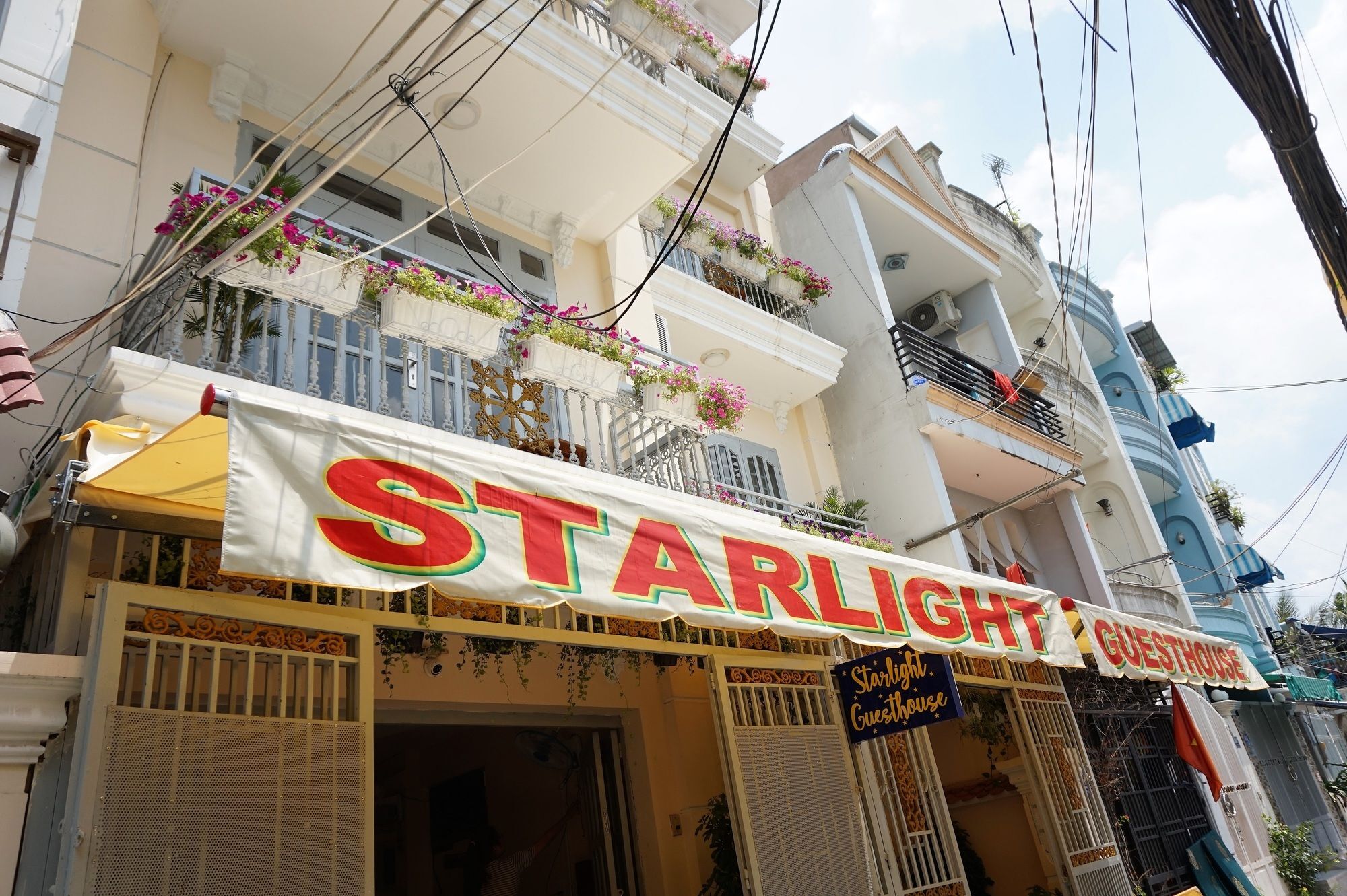 Hotel Reddoorz Near Khu Che Xuat Tan Thuan 2 Ho-Chi-Minh-Stadt Exterior foto