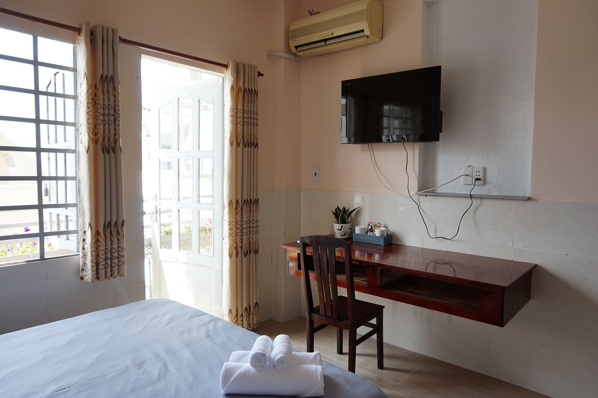 Hotel Reddoorz Near Khu Che Xuat Tan Thuan 2 Ho-Chi-Minh-Stadt Exterior foto