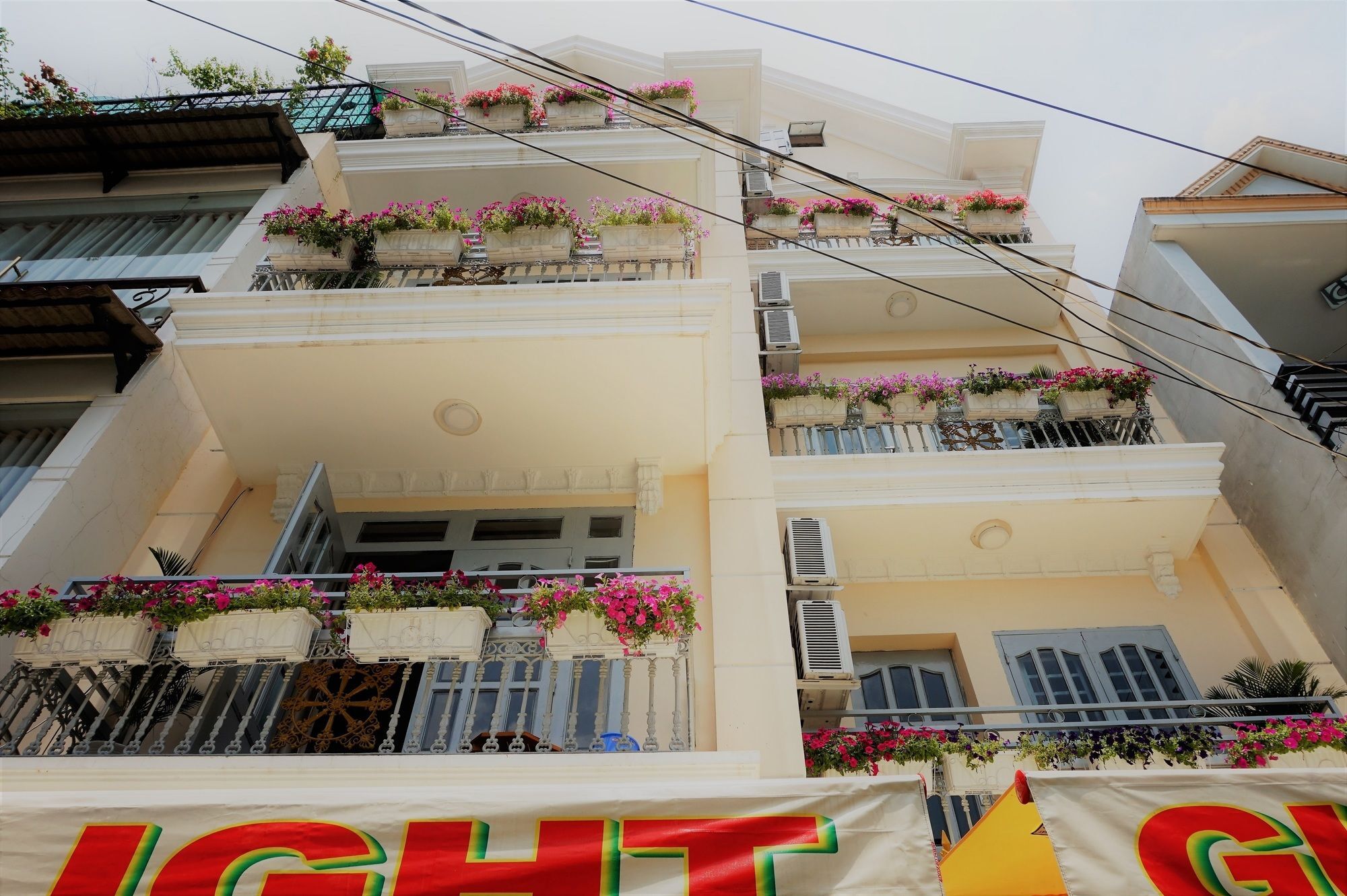 Hotel Reddoorz Near Khu Che Xuat Tan Thuan 2 Ho-Chi-Minh-Stadt Exterior foto