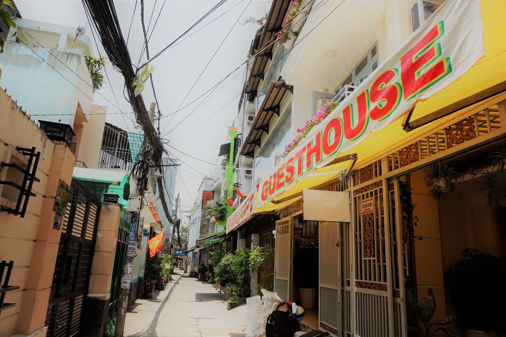 Hotel Reddoorz Near Khu Che Xuat Tan Thuan 2 Ho-Chi-Minh-Stadt Exterior foto
